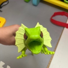 電池　おもちゃ　えりまき　トカゲ　の画像
