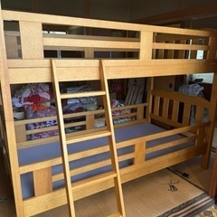 美品　2段ベッド