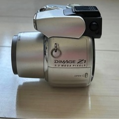 MINOLTA ミノルタDiMAGE Z1 ディマージュコンパクトデジタルカメラの画像