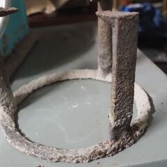 五徳，火鉢、アンティーク、１８ｘ１８ｘ１２の画像