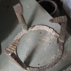 五徳，火鉢、アンティーク、１８ｘ１８ｘ１２の画像