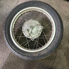 （取引中）SR400用リアスポークホイール　年式不明に