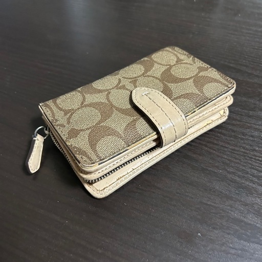COACH二つ折り財布中古✨
