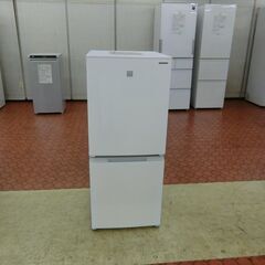 ID 243361　冷蔵庫２ドア　152L　シャープ　２０２１年　SJ-15E8-KW