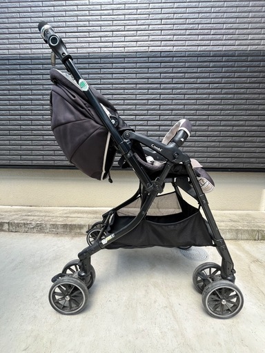 コンビ ベビーカー　スゴカル4キャス compact エッグショック