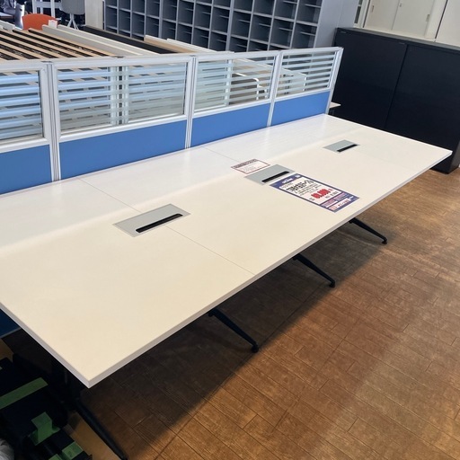 JH-16 【オフィス家具専門店】アールエフヤマカワの会議テーブルです！