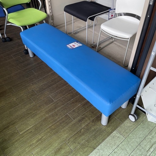 JH-18 【オフィス家具専門店】ロビーベンチです！