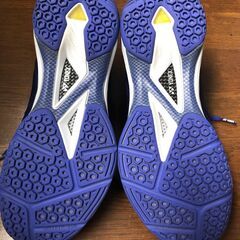 ヨネックスバドミントンシューズ！ パワークッション 65Z2 24.5cm  桃田選手専用デザイン サファイアネイビー！の画像