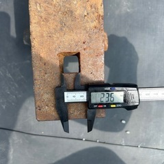 k0813601 角付 アンビル 金床 作業台 叩き台 かなとこ 重さ 36㎏ 全長47㎝ 加工 曲線 鉄床 つぶし釘 中古 現状品 鉄製 【引き取り限定】の画像