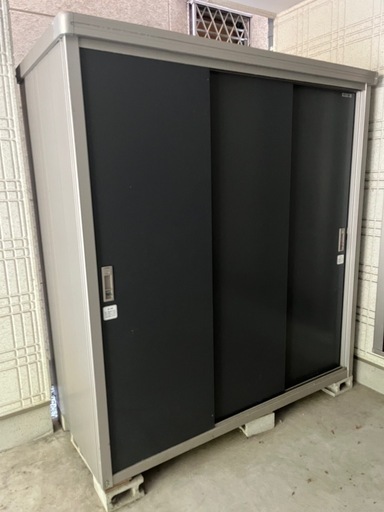 ヨドコウ　物置き