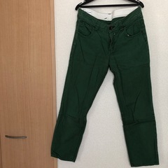Betty Smith グリーンパンツ