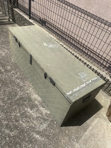 トラックボックス