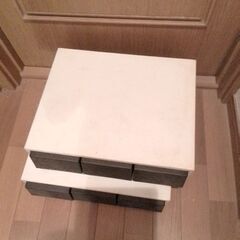 カセットテープケース 2ケース　1ケース15本収納が3しきりで45本入ります　の画像