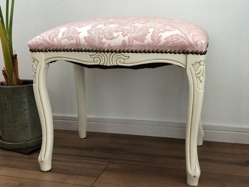 ヨーロピアンクラッシック　スツール　　　　　　　　　　椅子　アンティーク