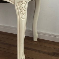 ヨーロピアンクラッシック　スツール　　　　　　　　　　椅子　アンティークの画像