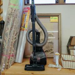 TOSHIBA☆サイクロン掃除機☆VC-S23☆2013年製☆動作OK(保証３ヵ月）・清掃済み☆中古品☆【こちらは店舗です。浜村鹿野温泉ICから3分 買取本舗 宮本リサイクル 営業時間9～19時 定休日水曜のみ←連絡できませんm(_ _)m】の画像