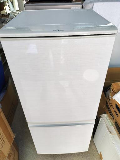 シャープ ノンフロン冷凍冷蔵庫　137L　2017年製\n\n