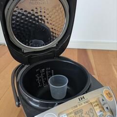 象印ＩＨ炊飯ジャー極め炊き　NP-VD10型の画像