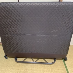 折りたたみベッド