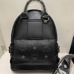 MCMバックパックと斜め掛け用ベルトの画像