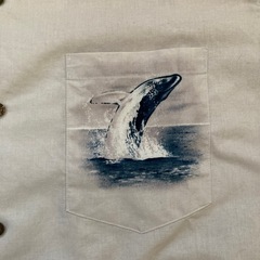 【ユーズド】クジラ模様のかりゆしウェア（L）の画像