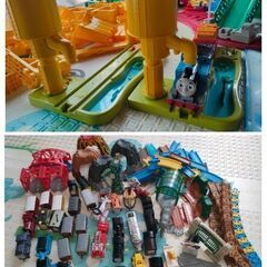 大量プラレール＋おまけカプセルプラレールの画像