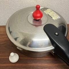 【取引者決定済】アサヒ軽金属工業の圧力鍋