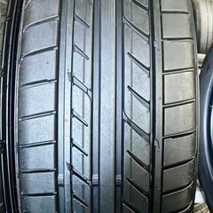 225-60-16. 4本綺麗なタイヤ+交換、アマントレーディング株式会社の画像