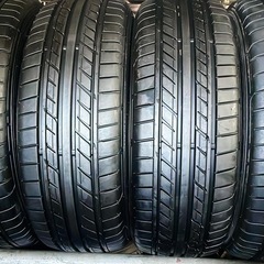 225-60-16. 4本綺麗なタイヤ+交換、アマントレーディング株式会社の画像