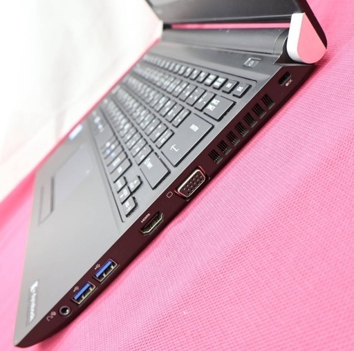 超美品　超軽　東芝ノート暴速起動 高性能Celeron＋新品メモリ8GB