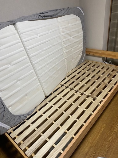 シングルベッド