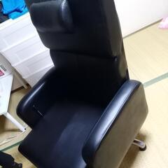 ソファの画像