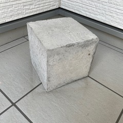 コンクリート　ピンコロ