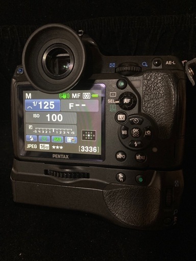 PENTAX ペンタックス  K-5  【バッテリーグリップ付属】ブラック 