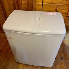 売却済み(美品・お近くは配達無料)日立二層式洗濯機 PS-H45...