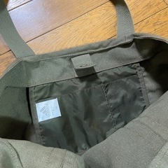 アディダス トートバッグの画像
