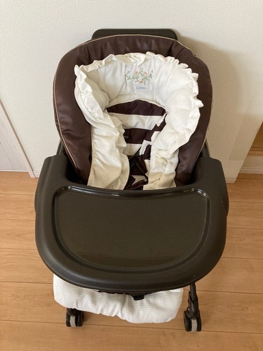 コンビ　ハイローチェア（電動）