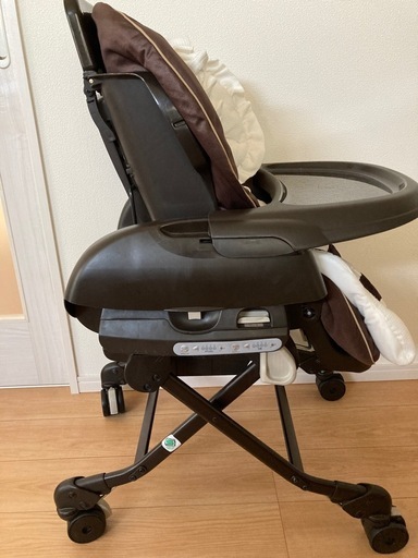 コンビ ハイローチェア（電動） ストア Combi コンビ ハイ＆ロー