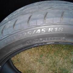 ２２５/４５R１８　２本（約５～６部山＋約２～３部山位）　入れ換...