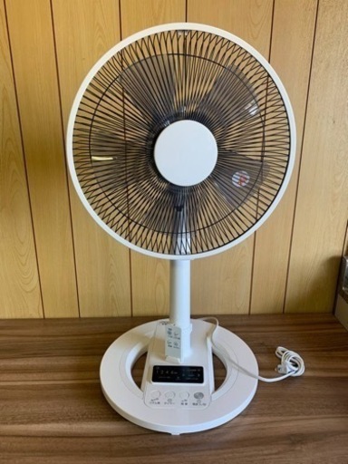 ニトリ　リモコン扇風機　NTR30DR17
