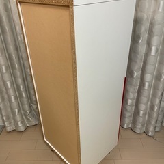 《取引中》
【無償】赤と白の棚の画像