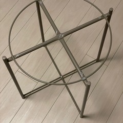 IKEAサイドテーブルの画像