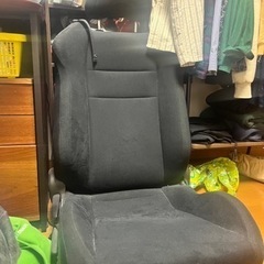 86前期純正シート
