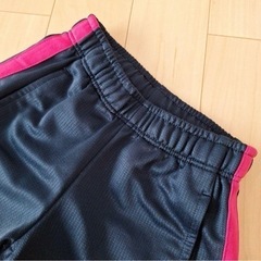 服/ファッション パンツ の画像