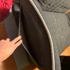 黒ソファーの画像