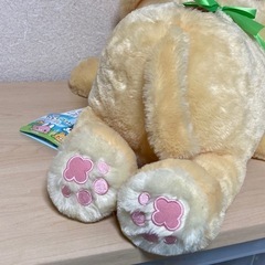 でっかいトラ猫のぬいぐるみの画像