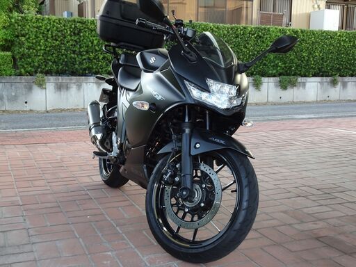 ジクサー 250 SF