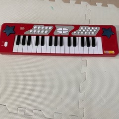 おもちゃのキーボード