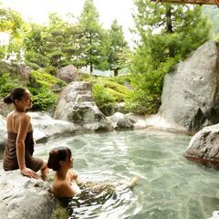 【未経験歓迎！】フロントスタッフ◆残業ほぼなし／賞与・昇給年2回／連休取得可／社員寮・住宅補助ありの画像