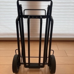 折りたたみ式　キャリーカートの画像